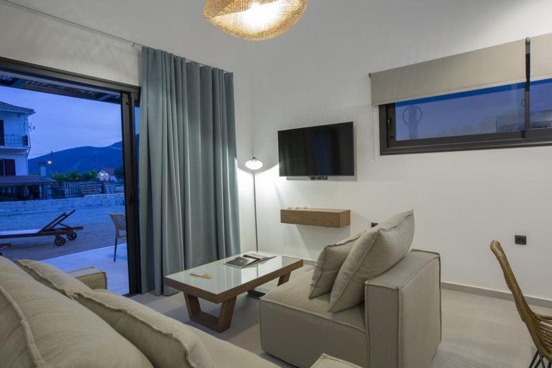 Seascape Villas Vassiliki - Beachfront Villas Екстер'єр фото