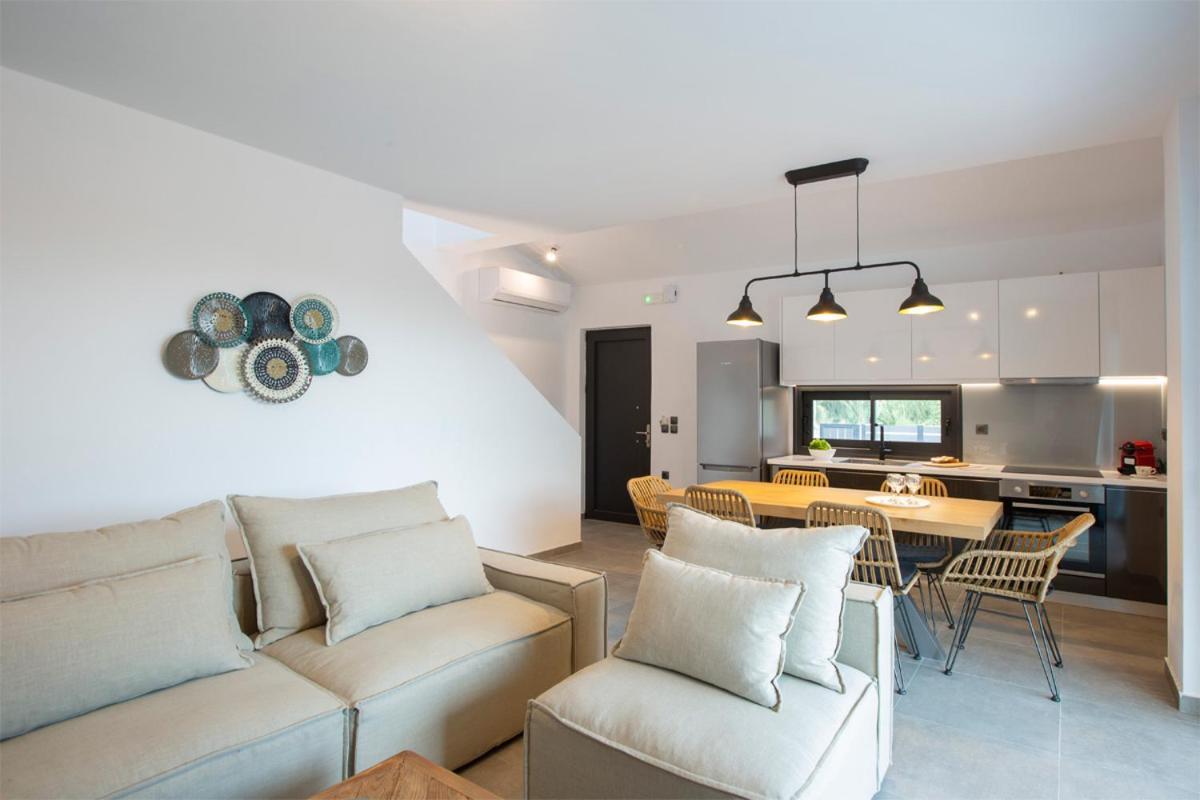 Seascape Villas Vassiliki - Beachfront Villas Екстер'єр фото